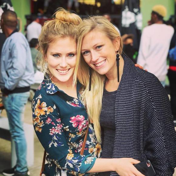 Meet your Posher, Katy - Picture 1 of 1